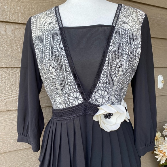 Nem Luxury design Paris womens plated dress - Picture 4 of 16